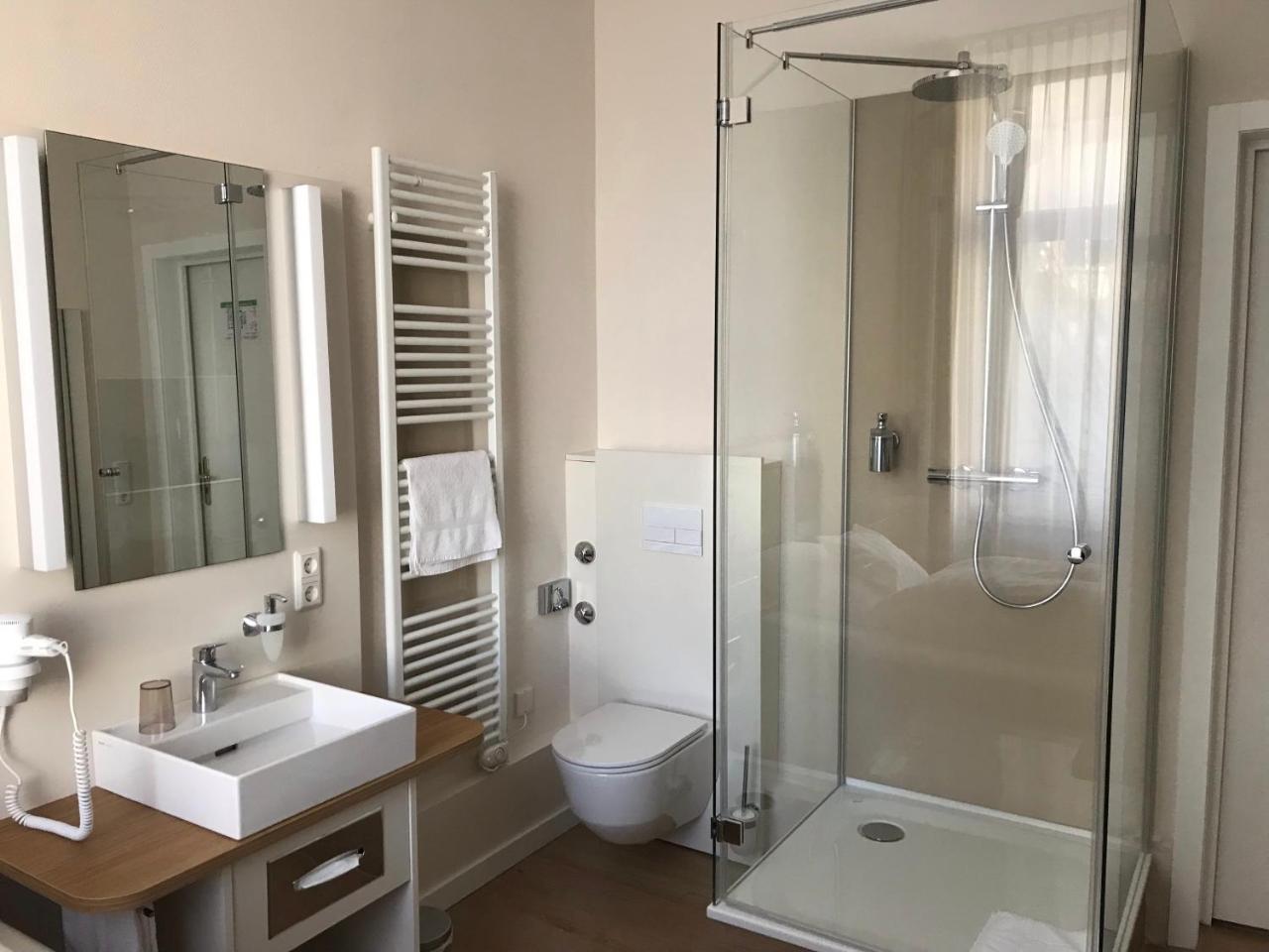 Stuettgens Hotel Velbert Ngoại thất bức ảnh